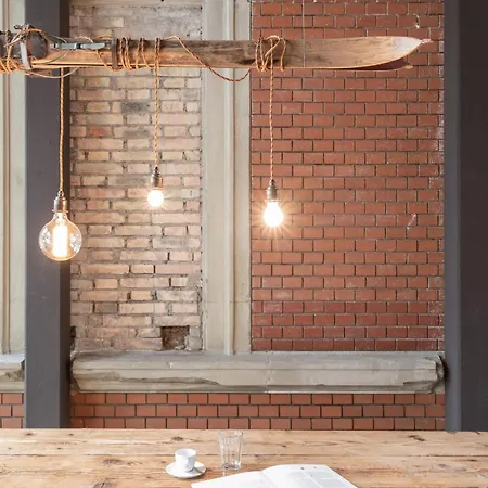 Alpenblick - Kind Of A Otel