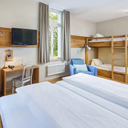 Alpenblick - Kind Of A Hotel Bern