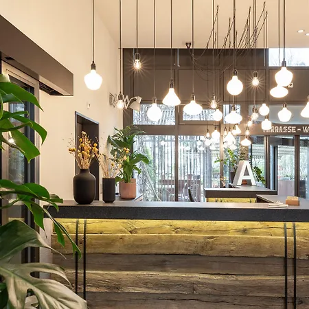 Alpenblick - Kind Of A Otel