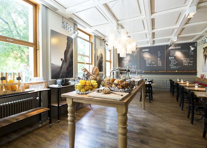 Alpenblick - Kind Of A Hotel Bern