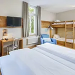 Alpenblick - Kind Of A Hotel Bern
