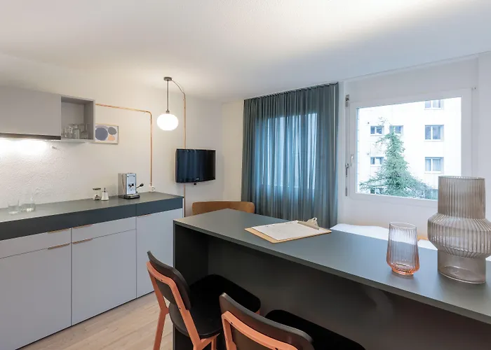 Alpenblick - Kind Of A Hotel Bern